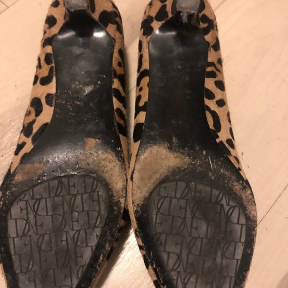 DVF Leopard Print Calf Hair Kitten Heels - Picture 4 of 7